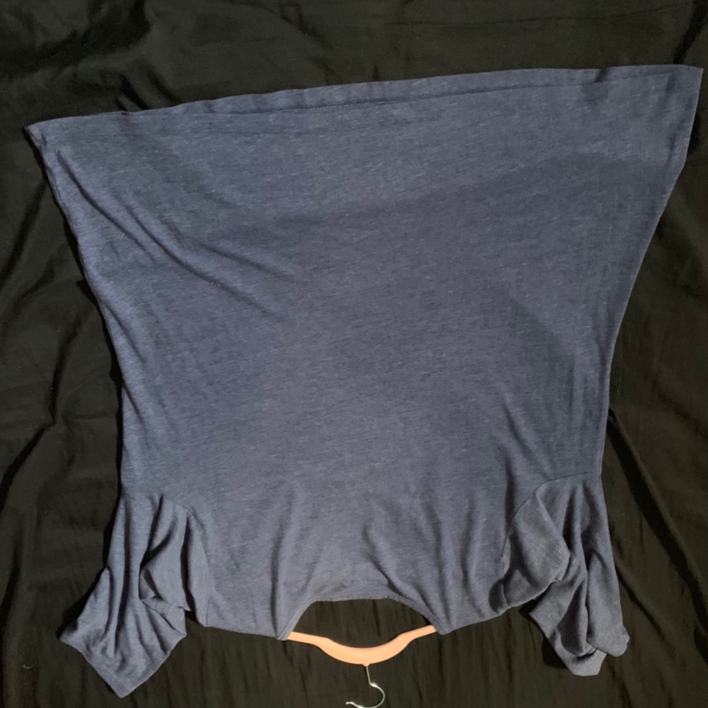 tshirt - Picture 3 of 3
